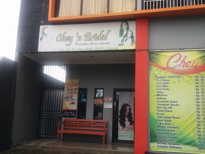 Salon Madina: Tempat Relaksasi Bernuansa Cilacap